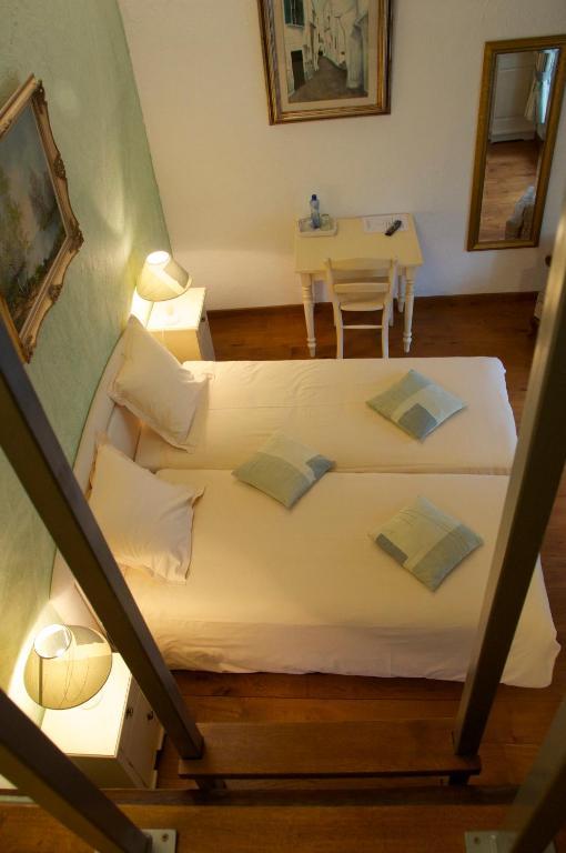 טהאו B&B La Roustiere חדר תמונה
